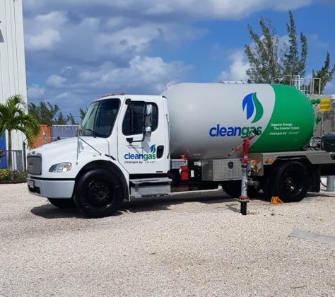 Clean Gas Commercial Delivery Truck Propane Tanker